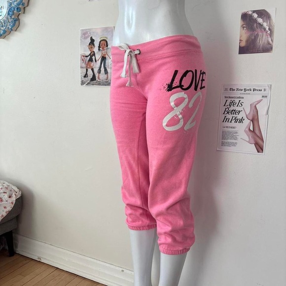 SWS Y2K Cropped Sweatpants Pink Love 81 M/M — Athleisure / Pop Aesthetic - Picture 3 of 4